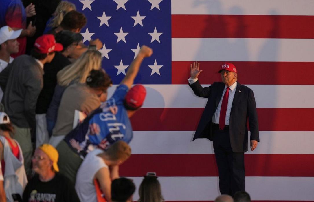 TT Trump muốn tổ chức giải UFC kỷ niệm 250 năm Độc Lập tại Tòa Bạch Ốc