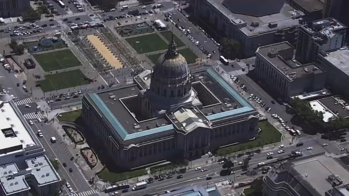17235368 072125 kgo sf city hall img