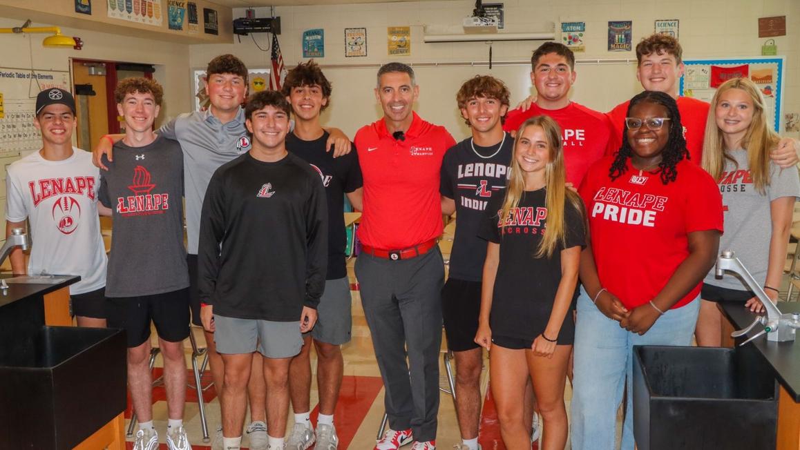 17352664 072925 wpvi PRINCIPALOFTHEYEAR thumbnail