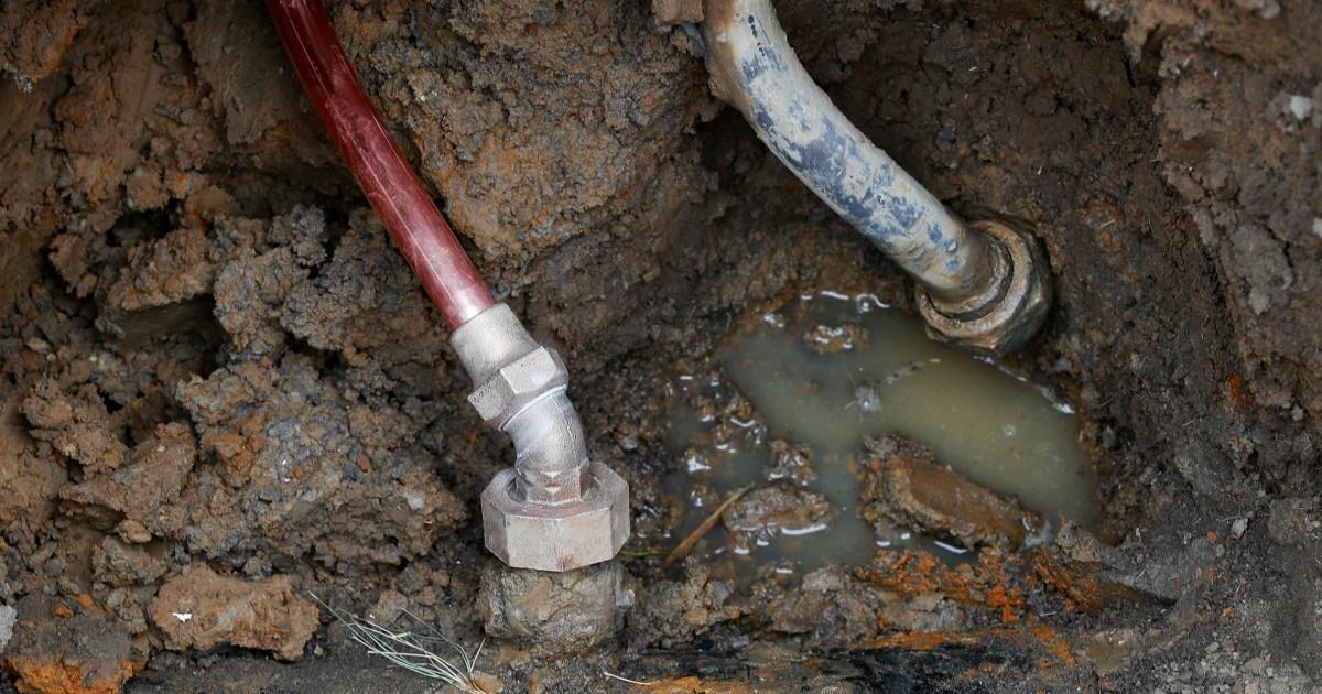 Flint thay thế hầu hết đường ống chì sau khủng hoảng nước