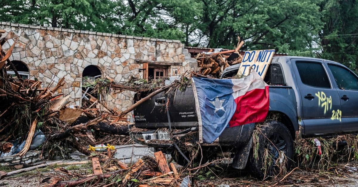 Texas: Số người chết do lũ lụt tăng lên 79