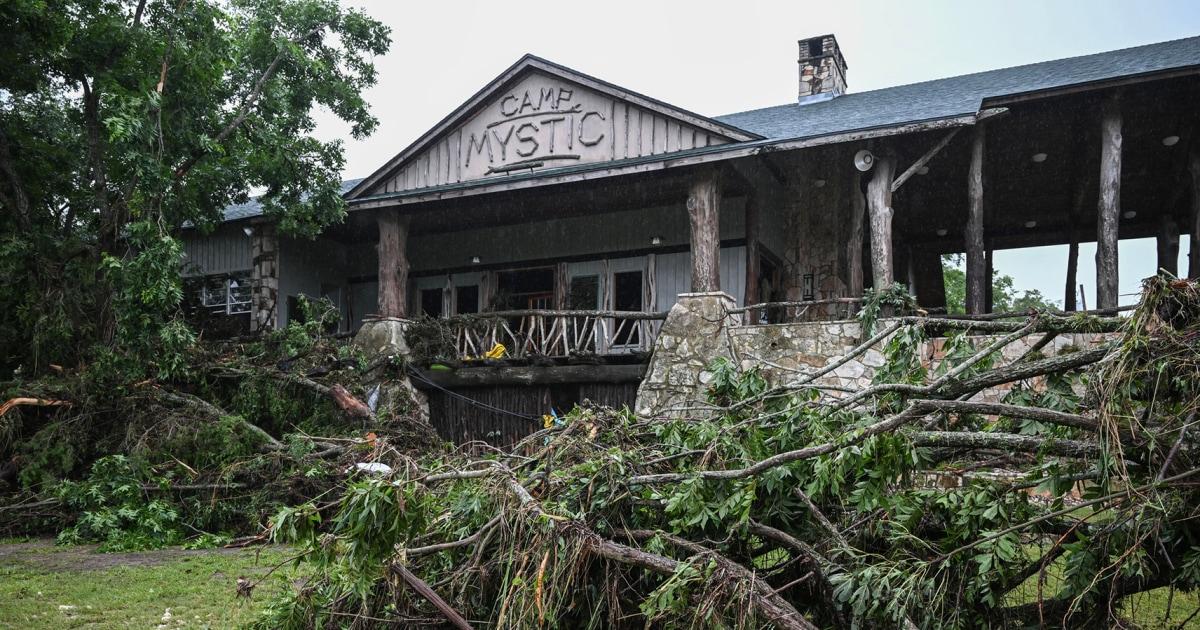 Texas: Thanh tra duyệt kế hoạch trại hè trước lũ
