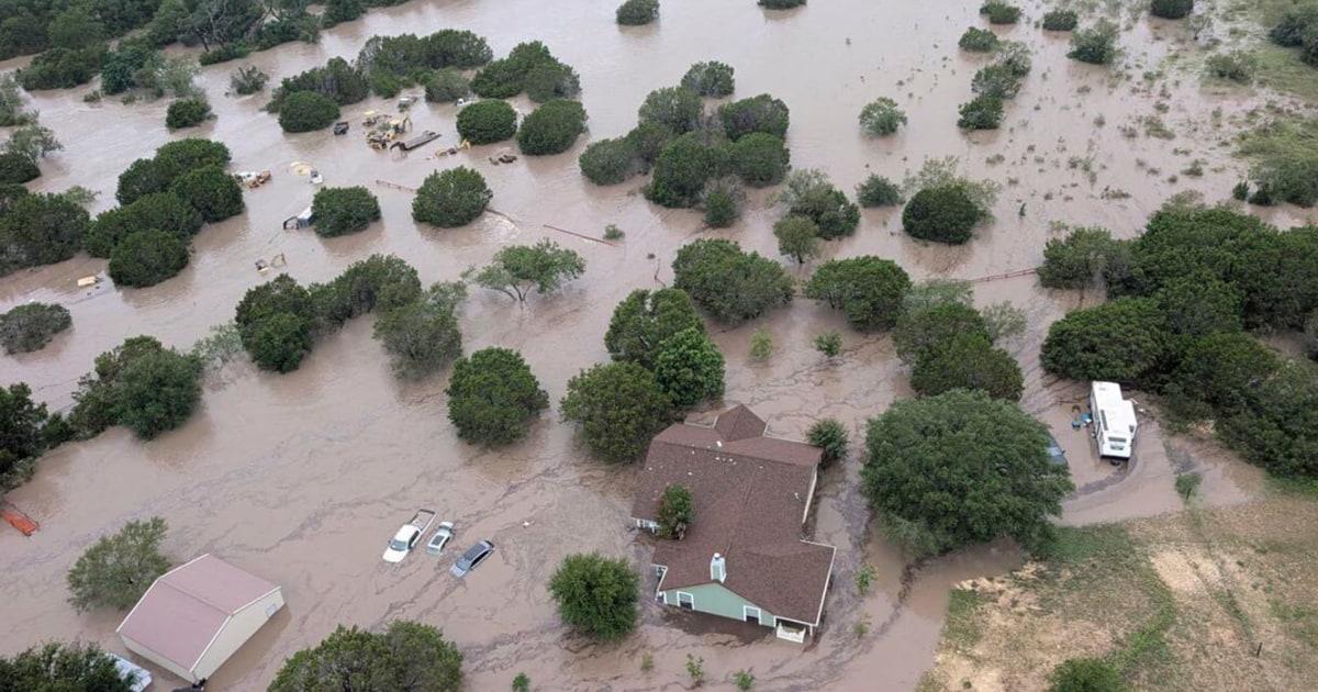 Thảm họa lũ lụt Texas: Do thời tiết cực đoan?