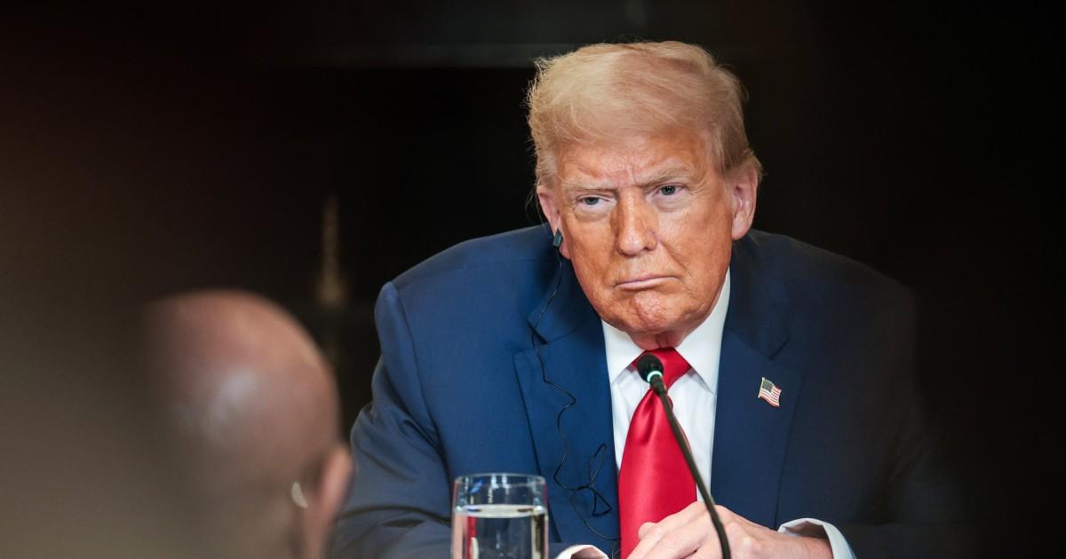 TT Trump dọa áp thuế 50% lên hàng hóa Brazil