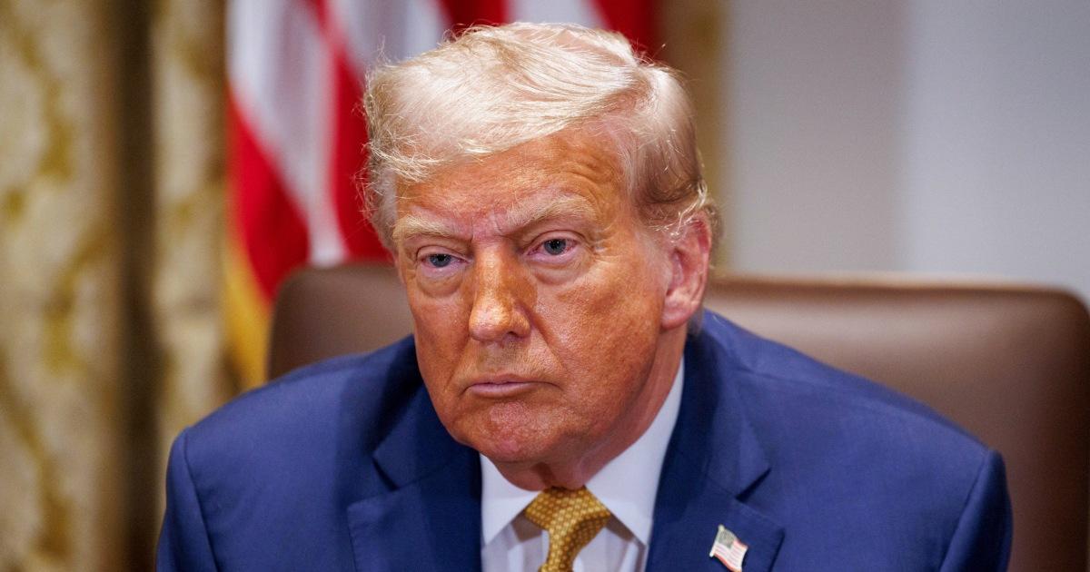 TT Trump sẵn sàng áp thuế mới, bất chấp lo ngại lạm phát