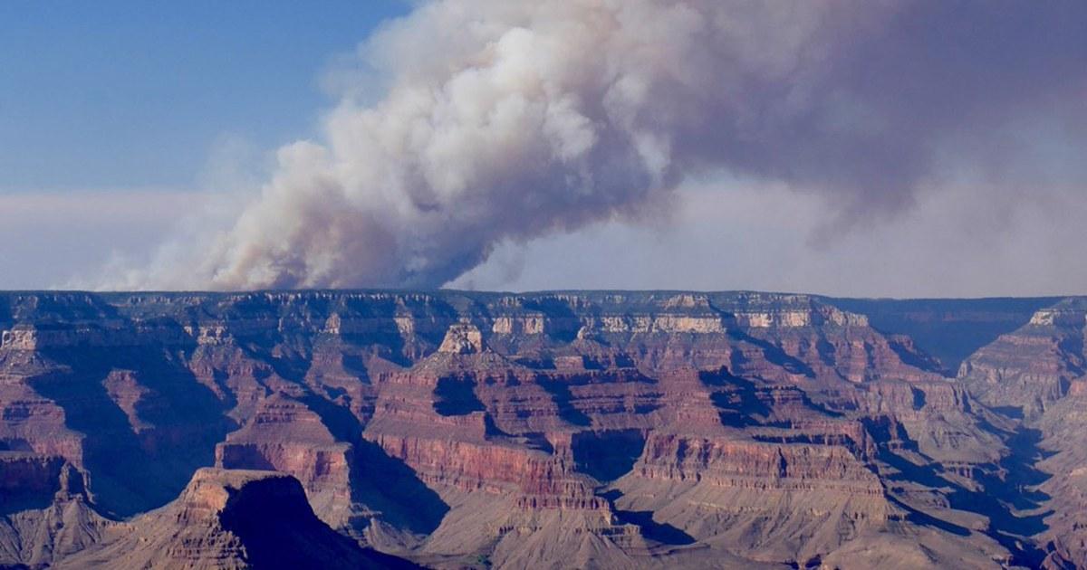 250712 grand canyon fire aa 955 9f3435