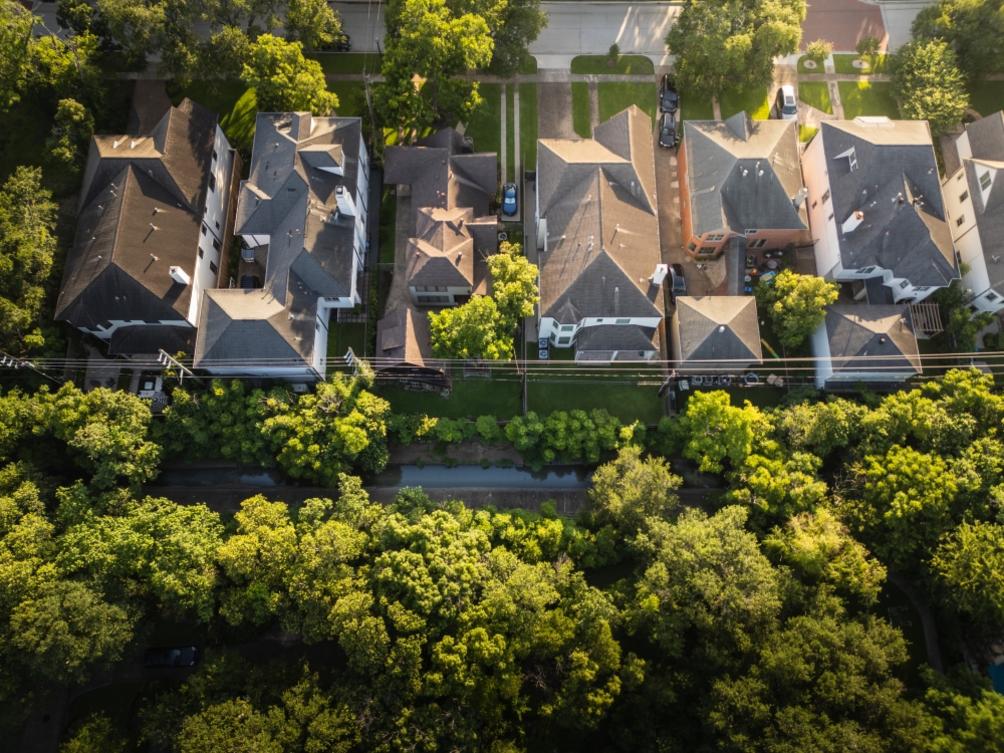 Chủ nhà tại Houston đối mặt với bảo hiểm lũ lụt