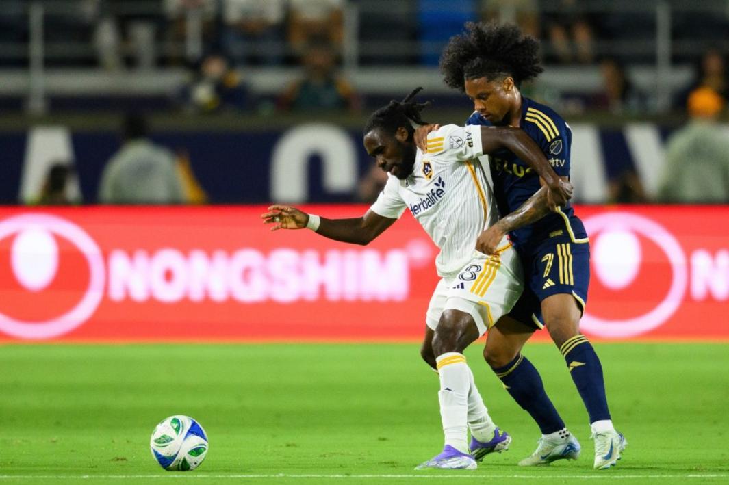 Paintsil lập cú đúp, Galaxy thắng Vancouver 3-0