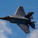 Phi công an toàn sau vụ F-35C rớt gần căn cứ hải quân California