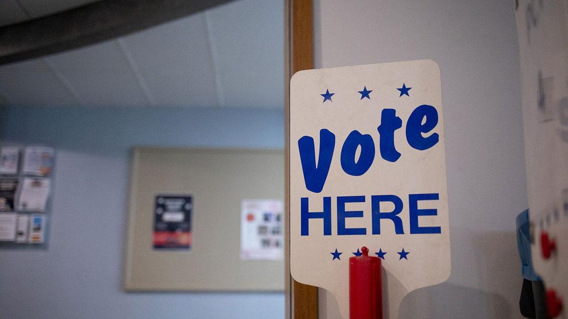 MICHIGAN VOTING VOTE HERE SIGN
