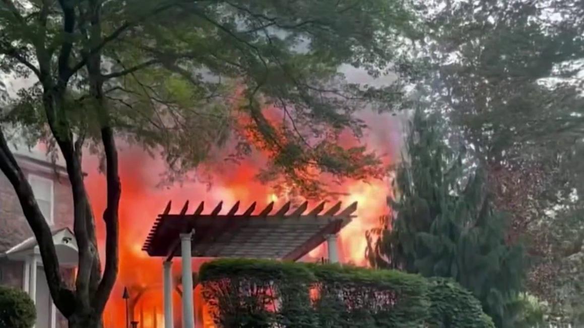 Man accused of intentionally setting early morning fire in Chester County