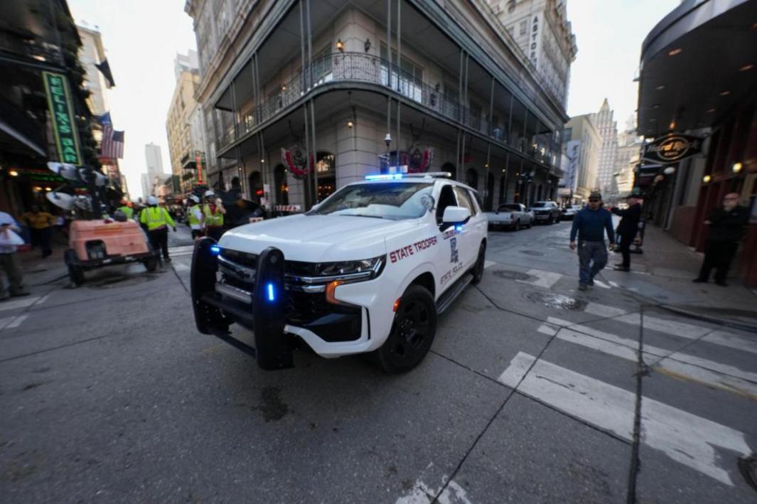 New Orleans Super Bowl Security 92840