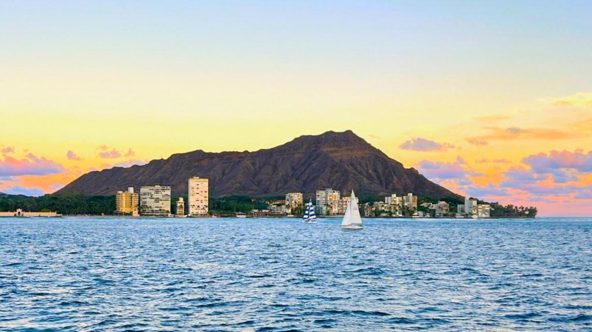 OCR L TR HAWAII 1112 FEATURED
