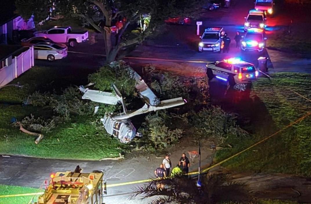 Plane Crash Rescue 49693 1