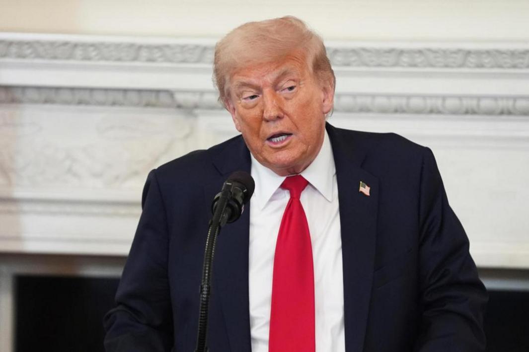 Trump 03934