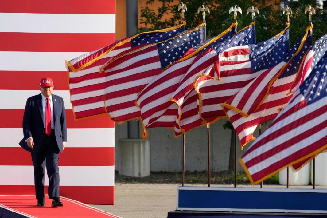 Trump dùng từ ngữ bị coi là bài Do Thái