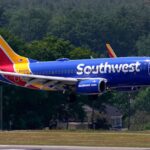 Southwest Airlines gặp sự cố hệ thống do mất mạng, tạm dừng cất cánh