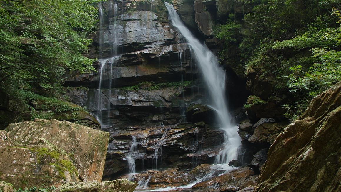 big bradley falls in saluda