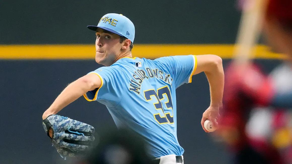 brewers pitcher 2