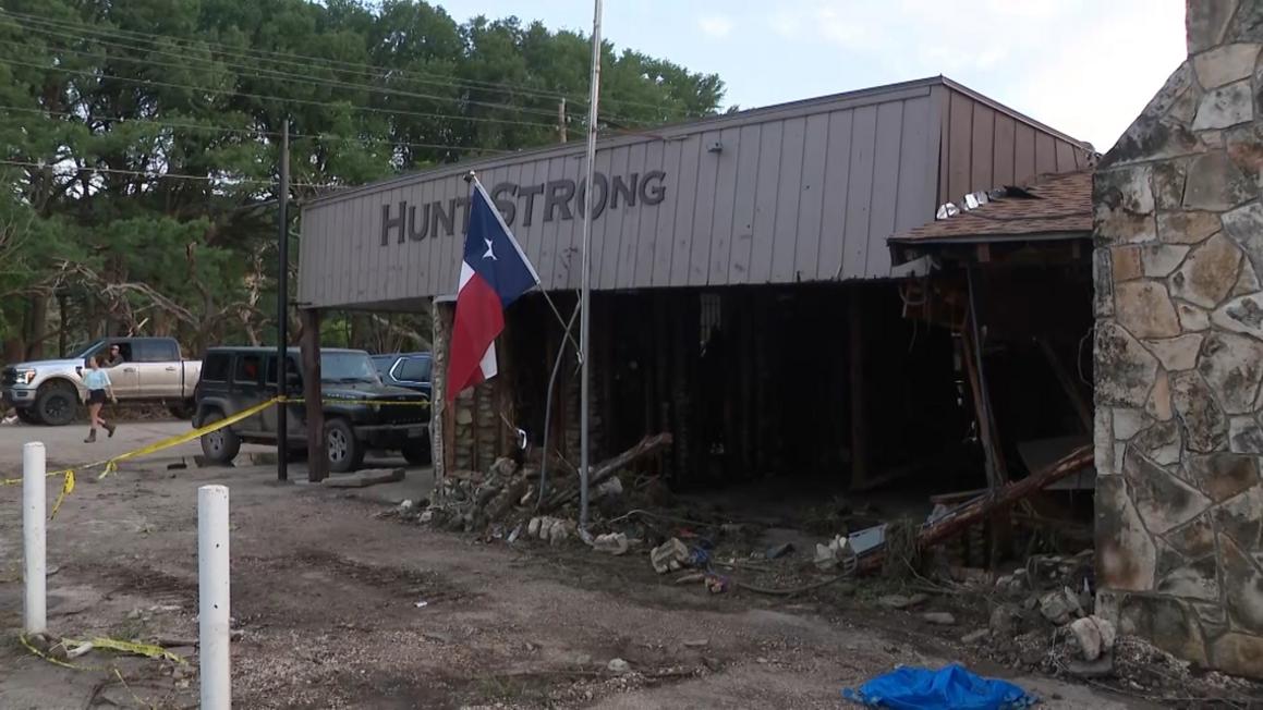 Cộng đồng Texas đoàn kết sau trận lụt lịch sử