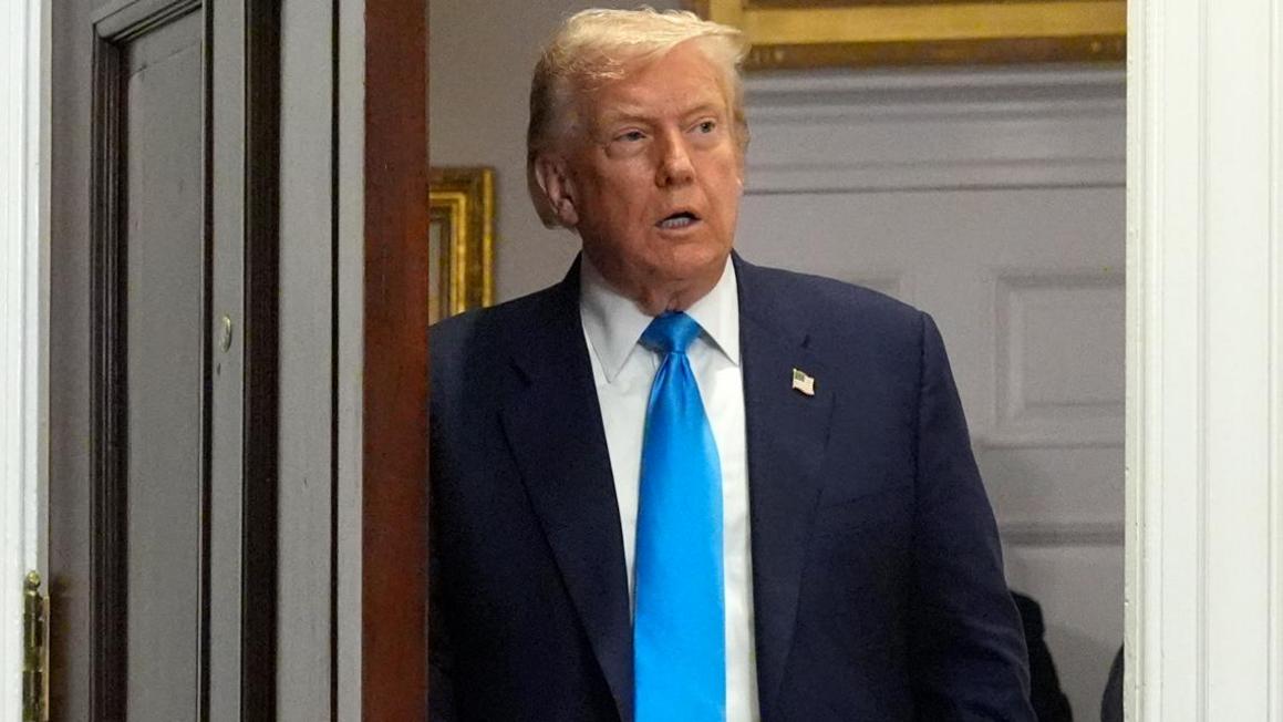Tổng thống Trump áp thuế lên 68 quốc gia, EU cũng theo sau