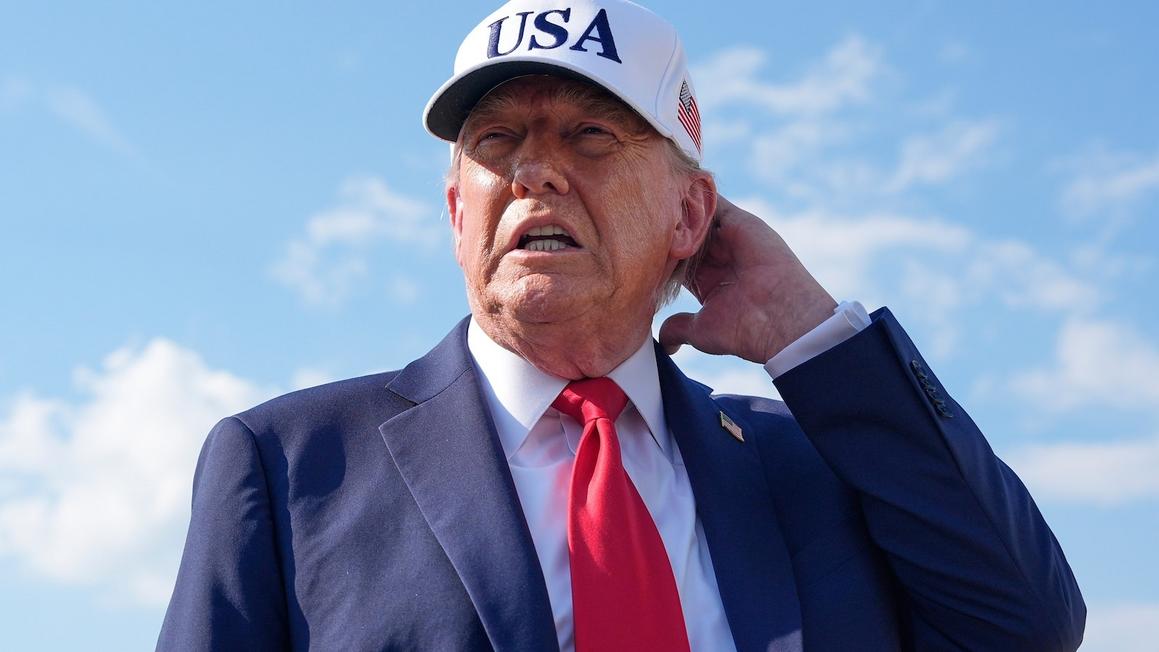 Đảng Cộng hòa và Dân chủ tranh luận về dự luật ‘khủng’ của Trump