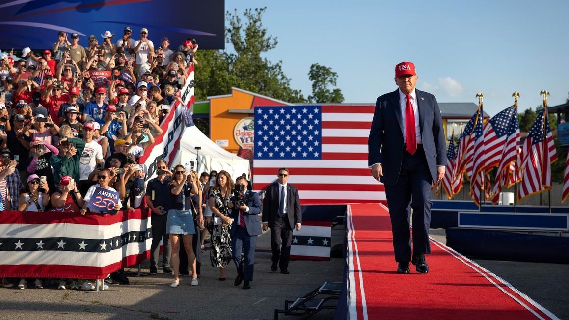 Nguy cơ từ dự luật của Tổng Thống Trump