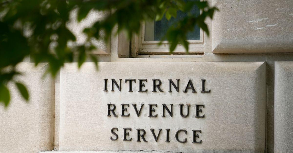 IRS: Mục sư ủng hộ ứng viên không mất quyền miễn thuế