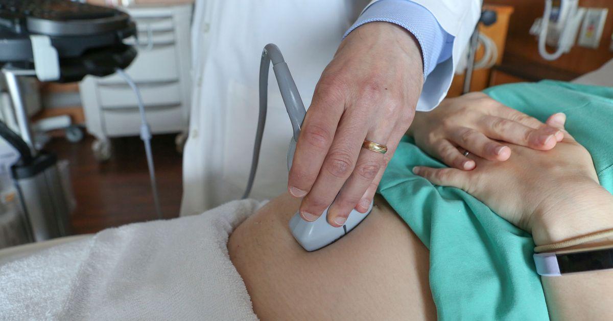 Dân Mỹ ưu tiên chi phí trông trẻ hơn tỷ lệ sinh