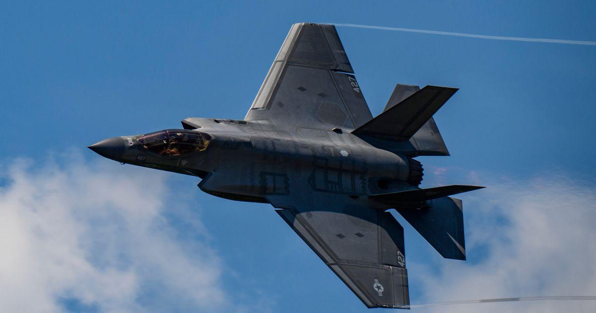 urnpublicidap.org7cbfcc8bc0c01f7754f7d9391a108367California Military Jet Crash 73390