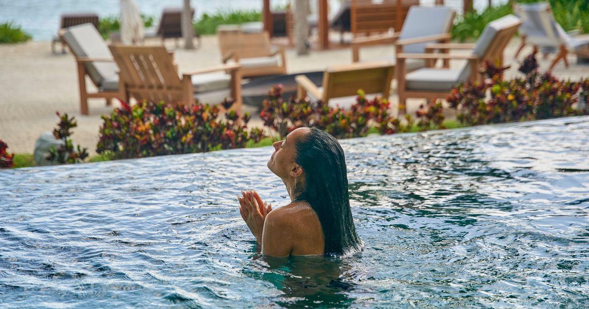 Mẹo du lịch một mình từ Tracee Ellis Ross