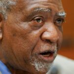 Dân biểu Danny Davis, đảng viên Đảng Dân chủ Illinois, tuyên bố không tái tranh cử sau 15 nhiệm kỳ