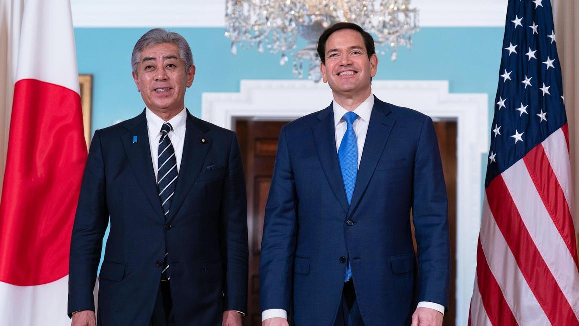 Áp thuế mới phủ bóng chuyến công du châu Á của Ngoại Trưởng Rubio