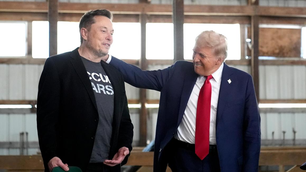 Ảnh cho thấy quan hệ giữa Elon Musk và Tổng Thống Trump trước khi mâu thuẫn
