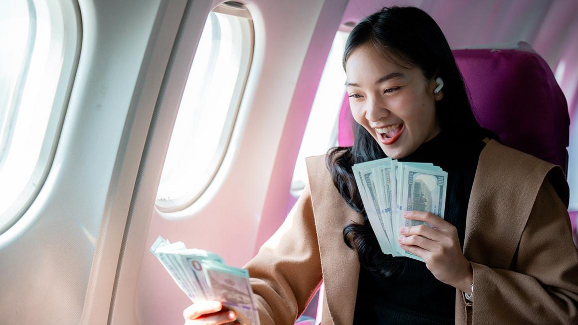 Hành khách được trả tiền để đổi ghế trên máy bay