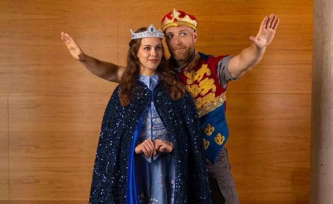 “Henry V” của Shakespeare: Sân khấu hóa chiến tranh tại Houston