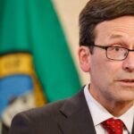 Thống đốc Ferguson bảo vệ Washington trước áp lực từ chính quyền Trump