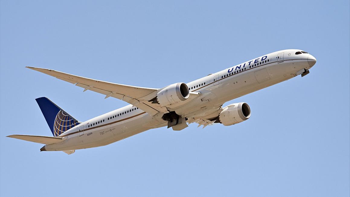 17428773 united airlines cnnw img 3