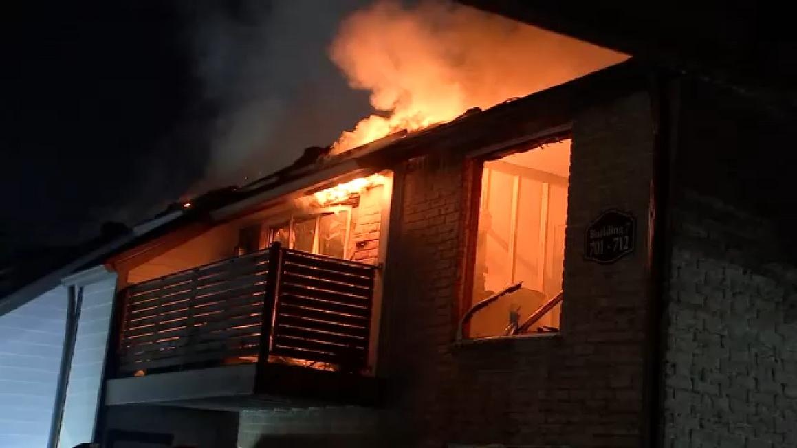17522637 081325 ktrk cmi mustang trail apt fire img