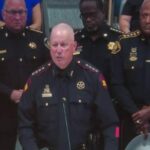 Ủy viên Harris County thông qua tăng lương cho cảnh sát trưởng