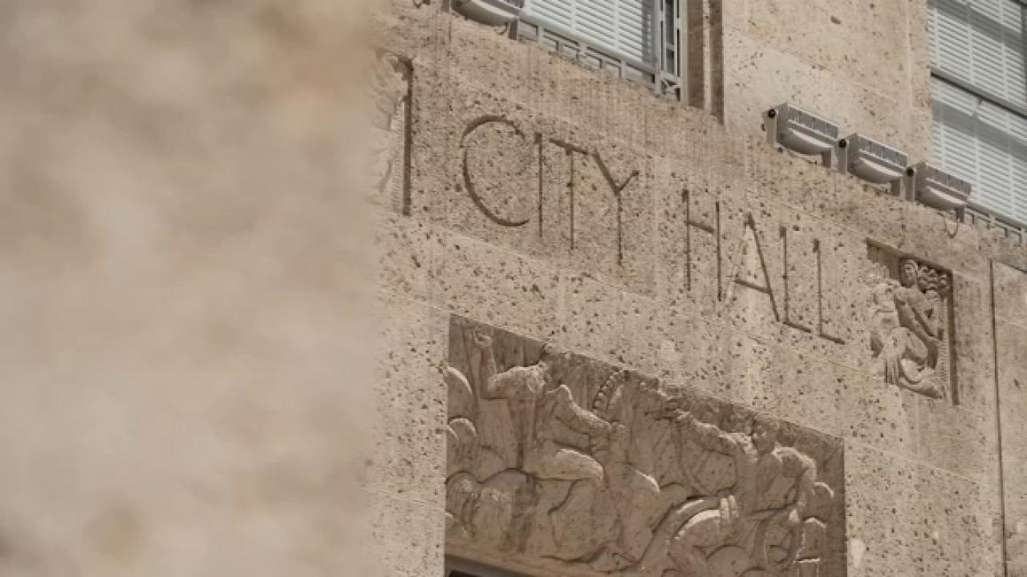 17594821 082025 ktrk city hall img