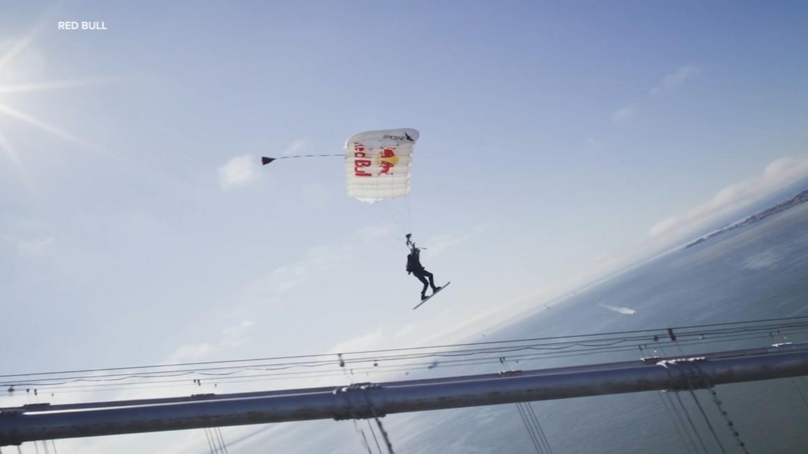 17661689 082725 kgo bay bridge stunt img