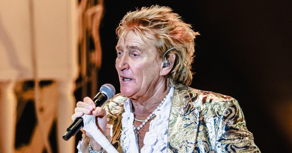 Rod Stewart bị chỉ trích vì video AI về Ozzy Osbourne