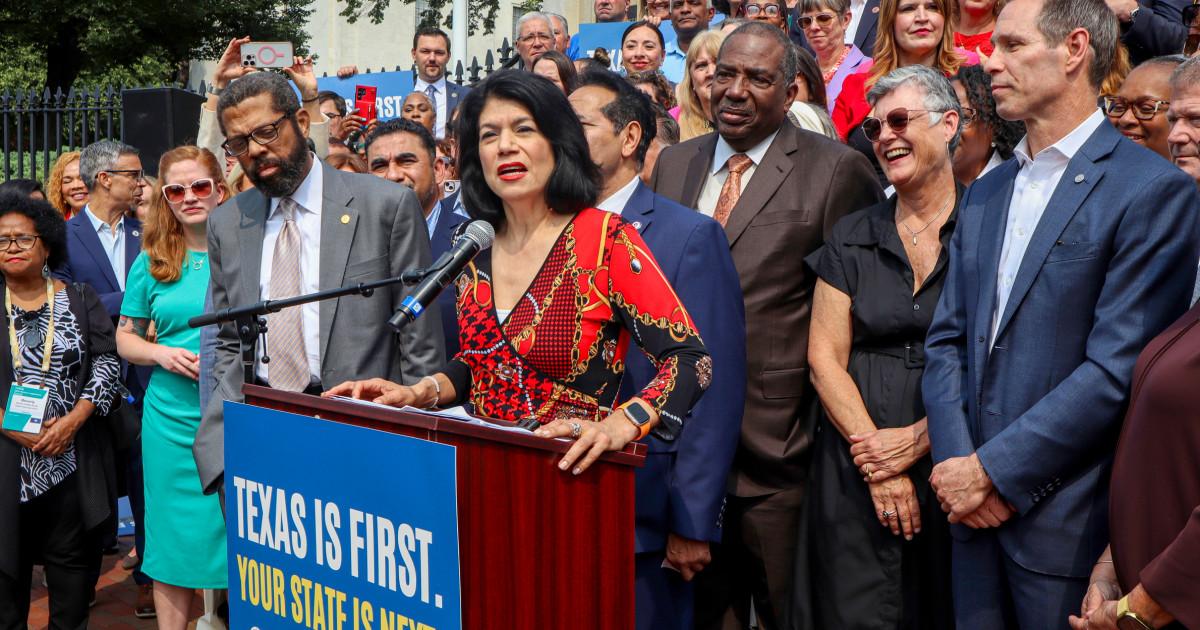 250813 Texas Democratic lawmakers ch 1639 03b6b3