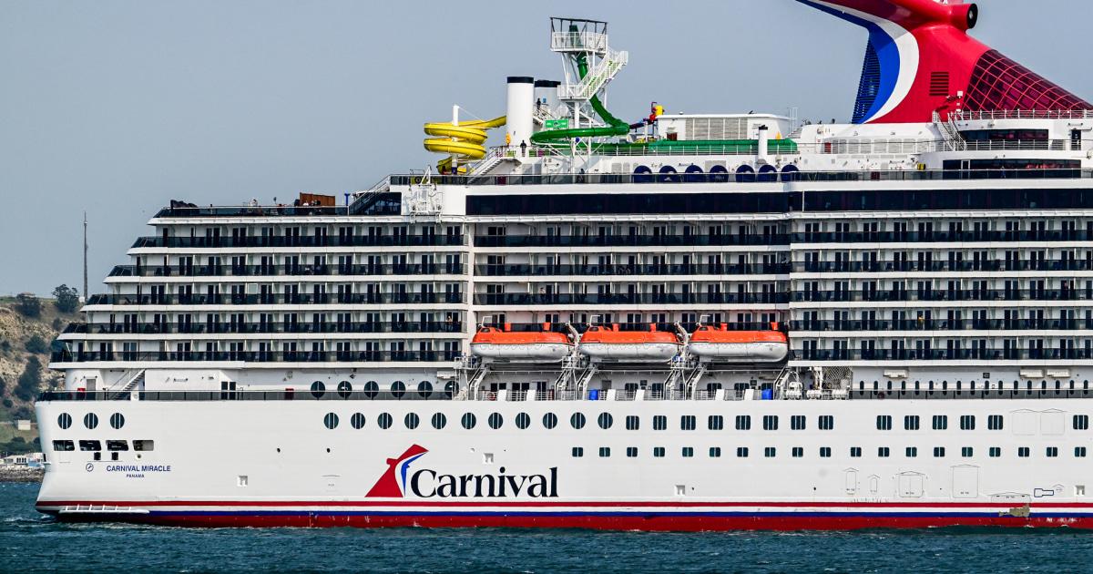250817 carnival cruise ship vl 1032a c68191