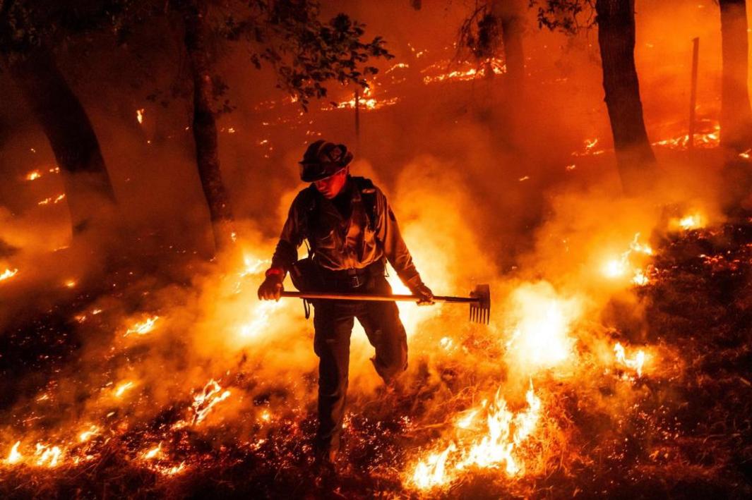 APTOPIX California Extreme Weather Wildfires 91106 1