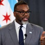 Chicago: Cảnh báo ‘Halloween đến sớm’ trước kế hoạch của Thị trưởng Johnson