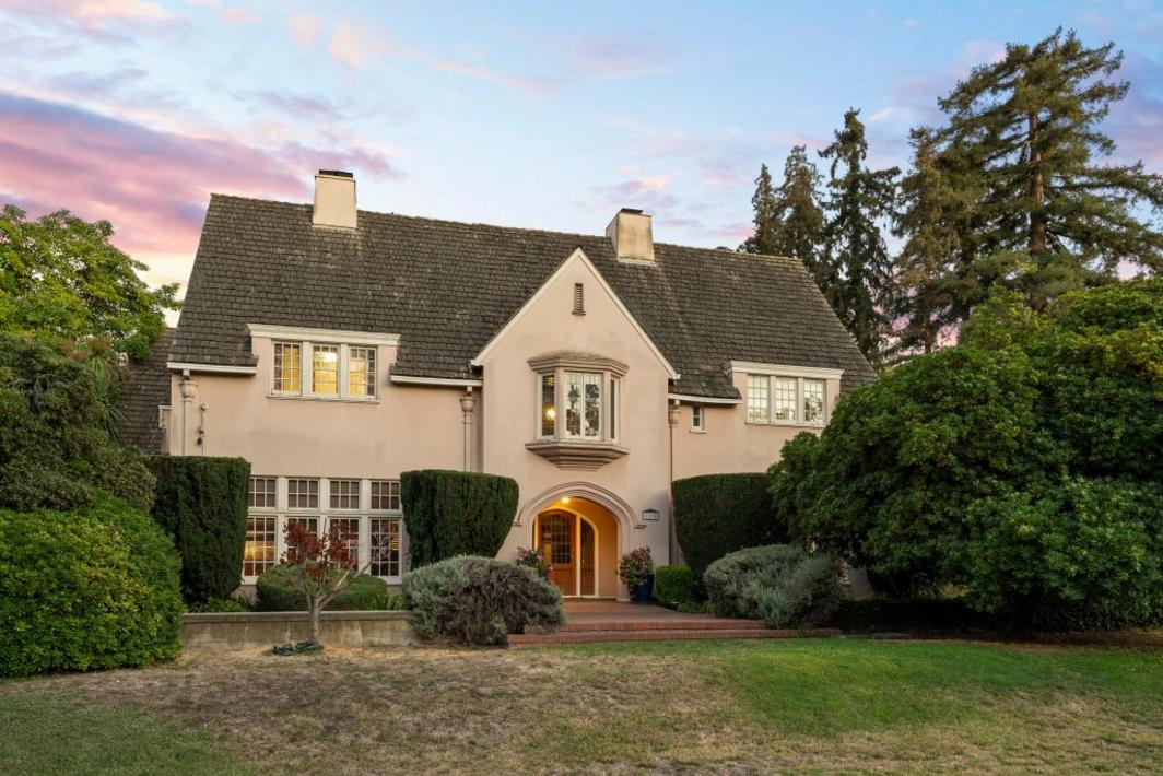 Cover Photo 1190 Emory St