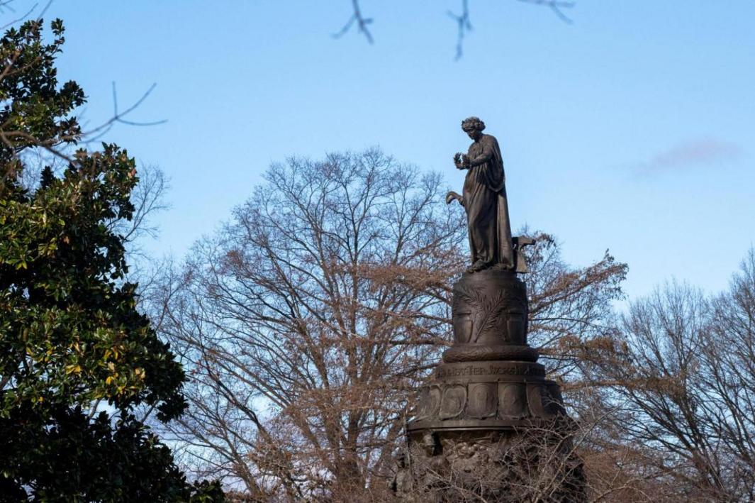 DC Confederate Statue 33338 8f2c95