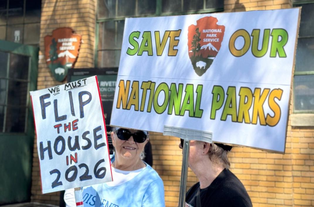 EBT L NATPARKS 0826 1